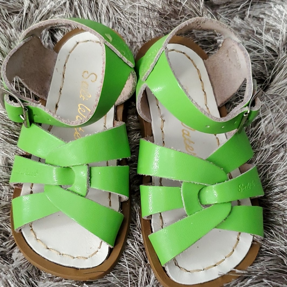 Toddler girls 👧 sandles